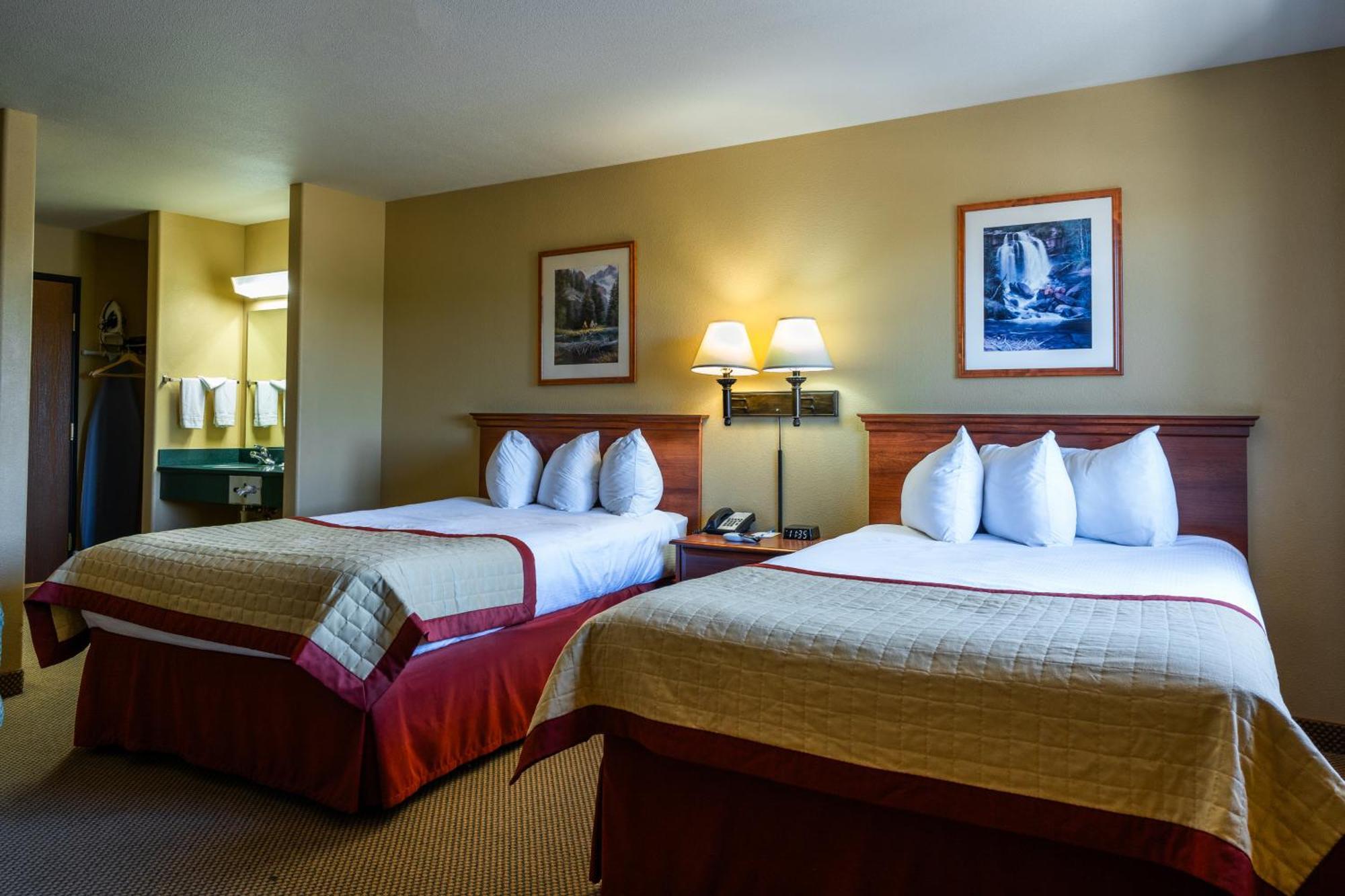 Pinedale Hotel & Suites Esterno foto